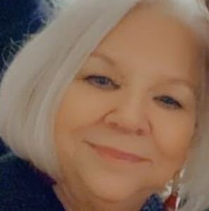 Meet your Posher, Gayle